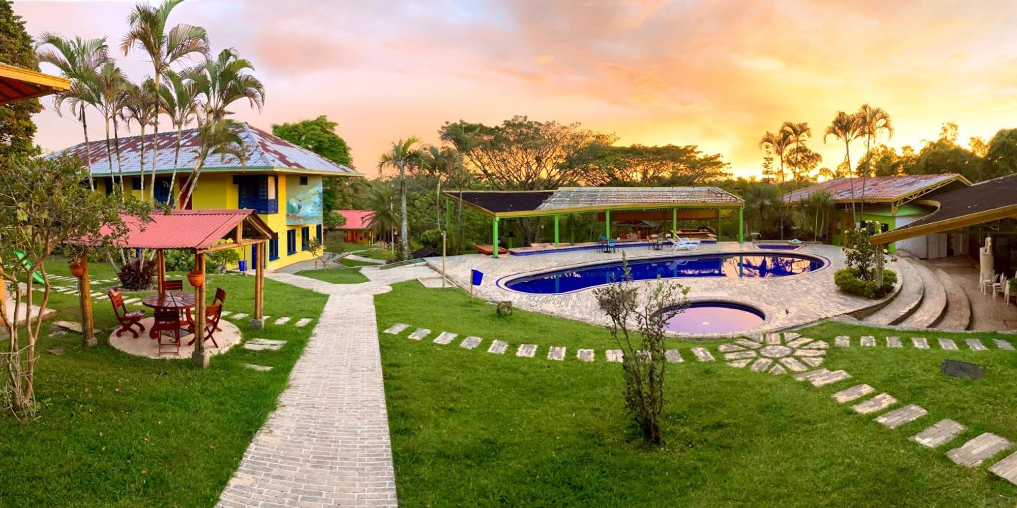 Hotel Ecohotel La Casona Pereira 3*